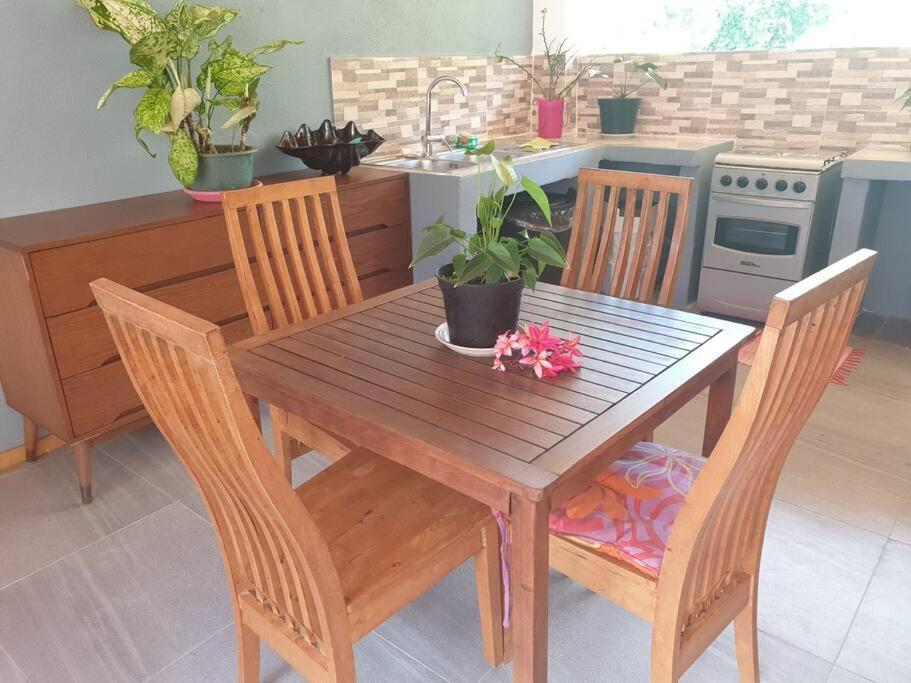 Apartamento Ohana Location Ravissant Appart Spacieux Parking Gratuit A Uturoa Exterior foto