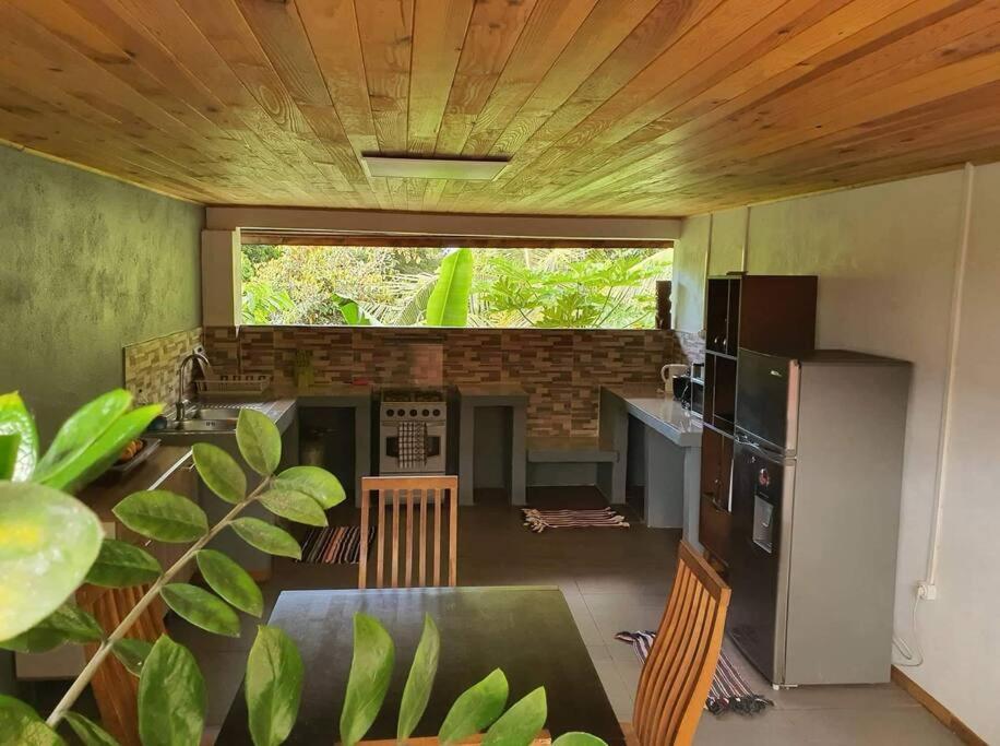 Apartamento Ohana Location Ravissant Appart Spacieux Parking Gratuit A Uturoa Exterior foto